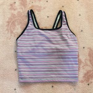 Workout T-shirt with built in shelf bra